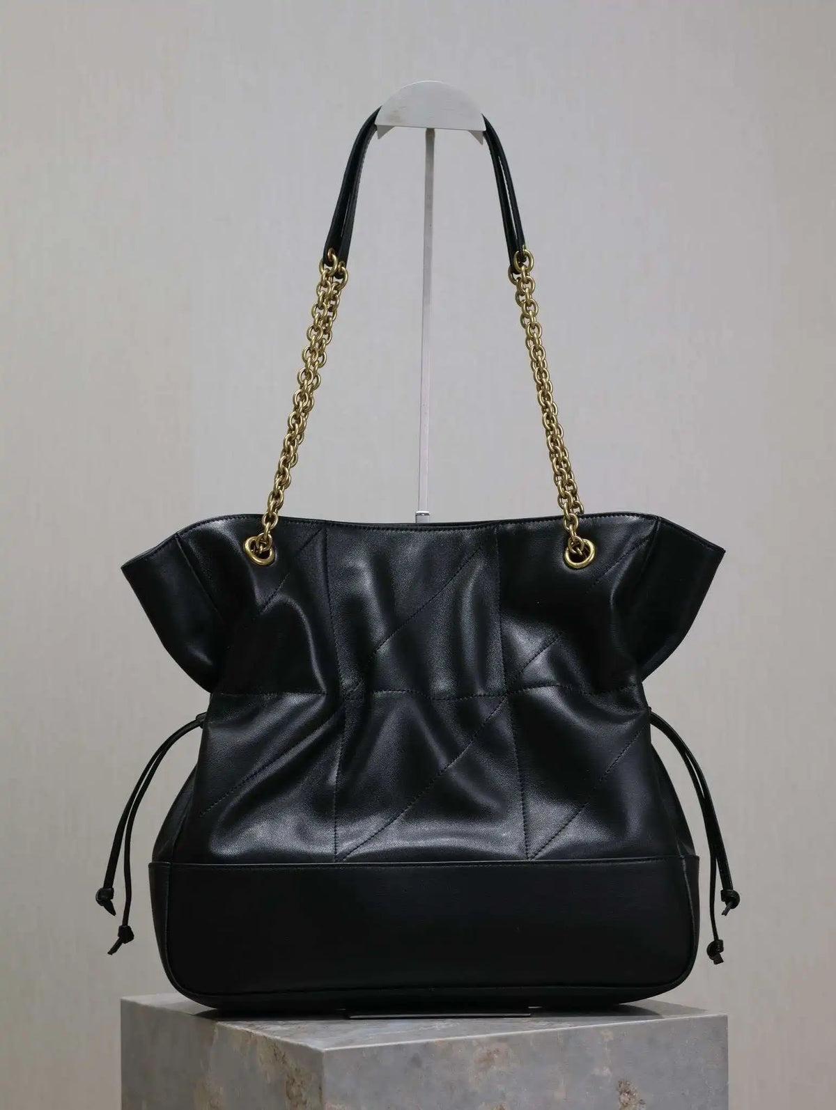 Chain-Link Quilted Tote