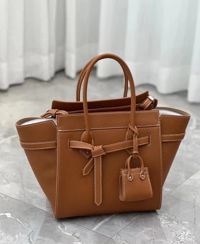 Black Medium Gate Top Handle Leather Handbag