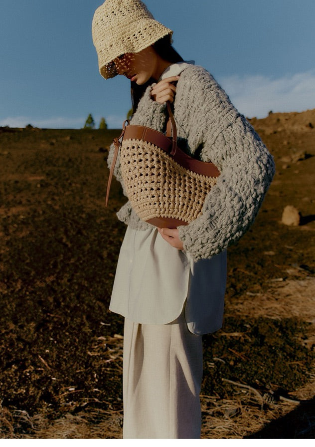 Woven Raffia & Leather Shoulder Bag – Summer Edition