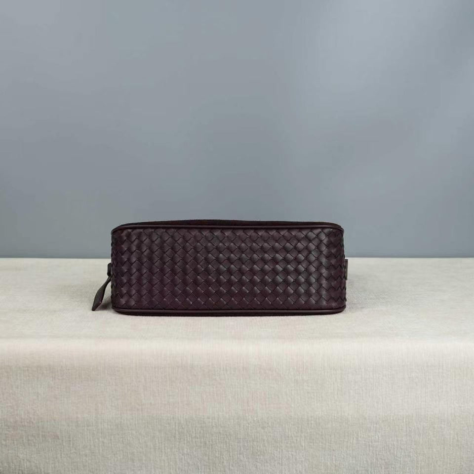 The sway Suede Bag - Calfskin