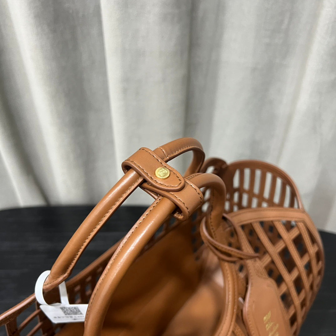 Structured Leather Tote Bag – Hollow Grid Style
