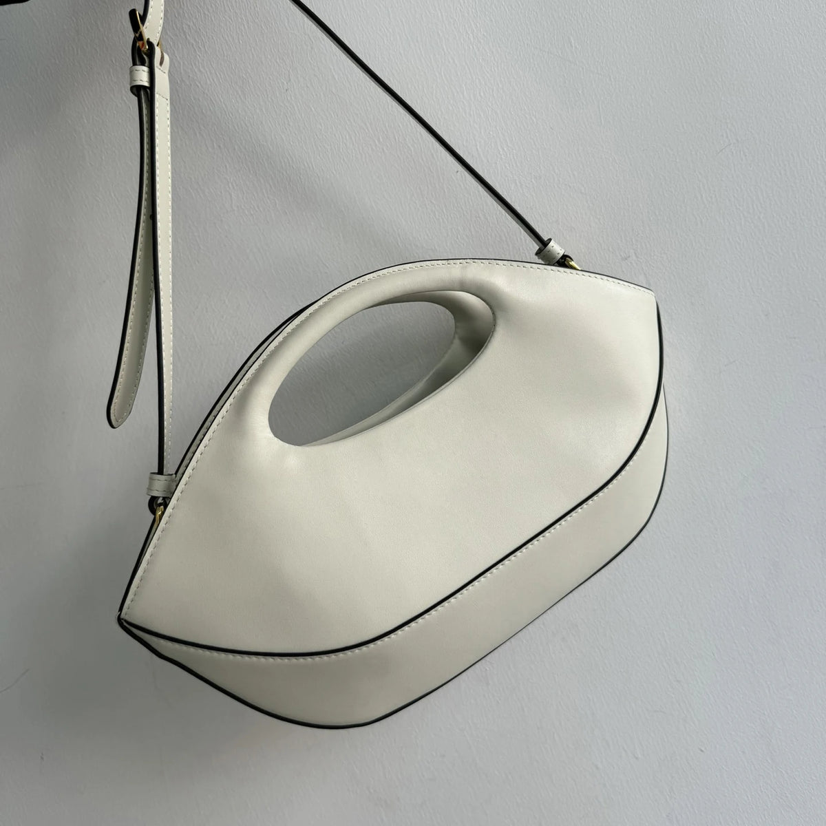 Medium Leather Handbag
