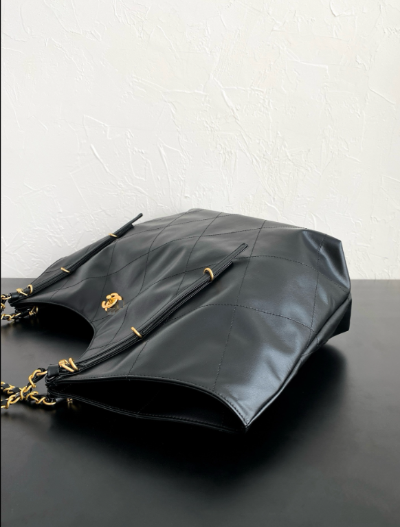 Quilted Chain-Link Leather Tote