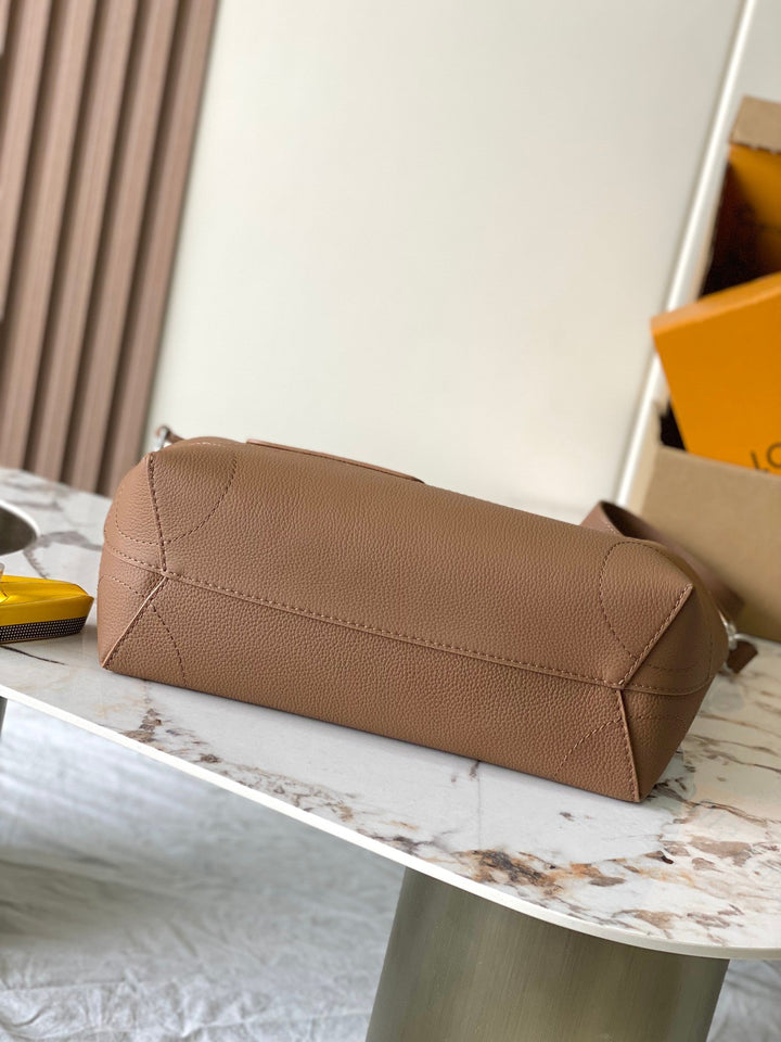 Reesh Genuine Cowhide Leather Bag