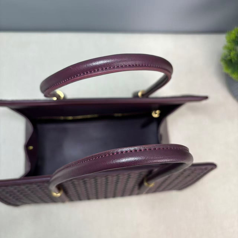 The Woven Frame - Calfskin
