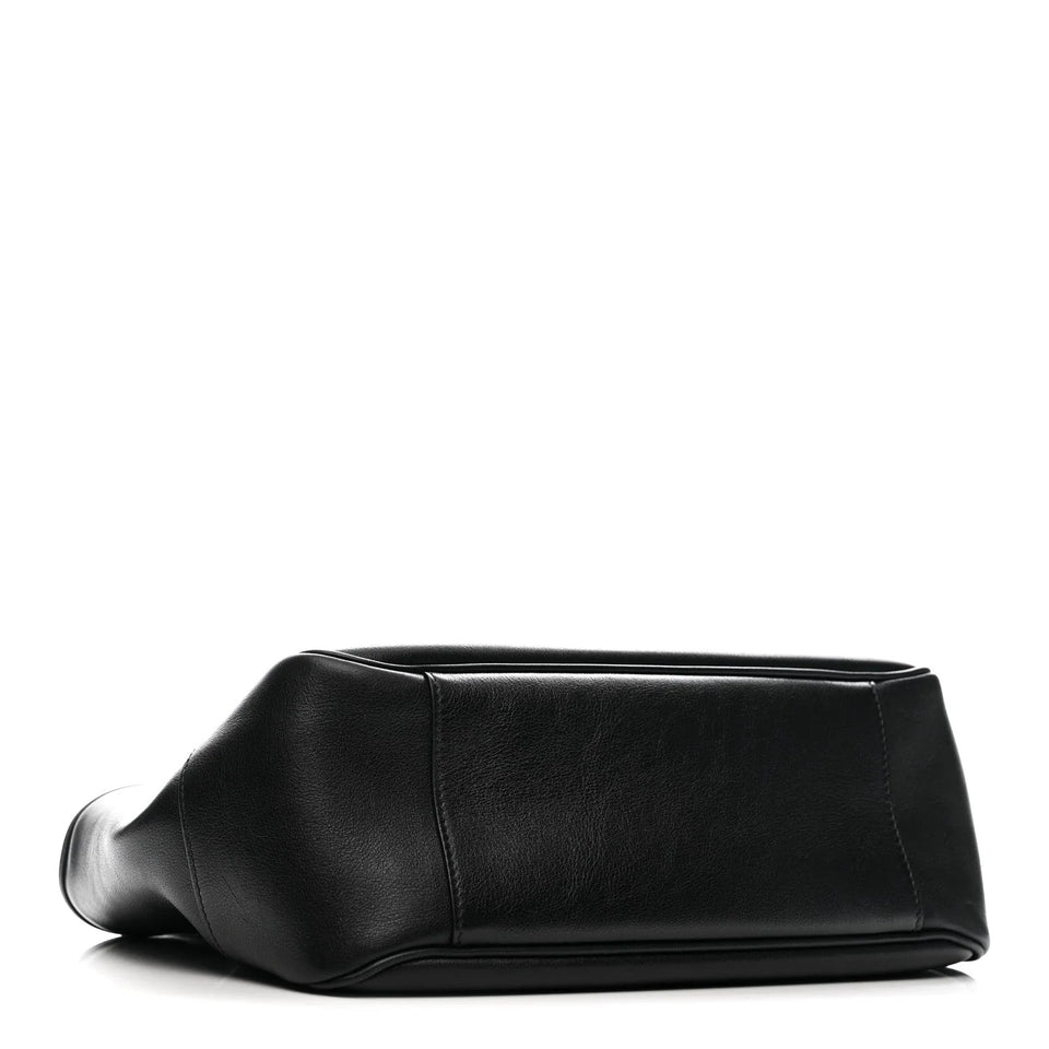 Push Lock Hobo Tote Bag